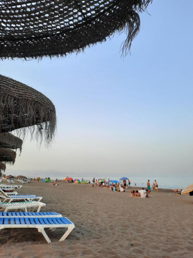 Feel At Home At Tamara Apartment - Two Steps To The Pool Торремолінос Екстер'єр фото