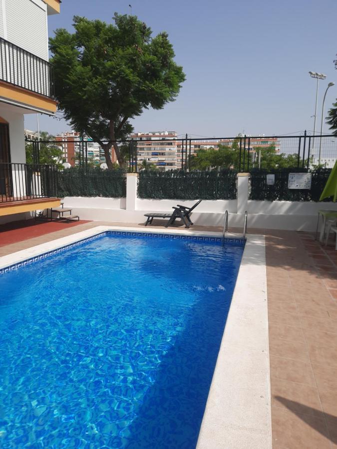 Feel At Home At Tamara Apartment - Two Steps To The Pool Торремолінос Екстер'єр фото