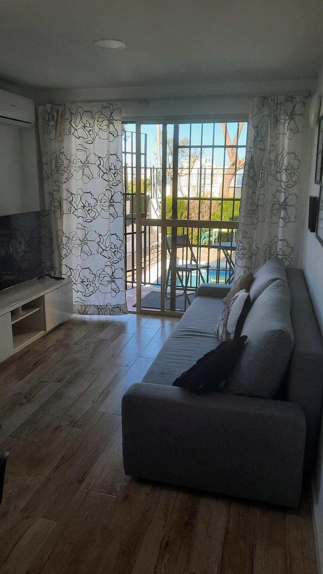 Feel At Home At Tamara Apartment - Two Steps To The Pool Торремолінос Екстер'єр фото